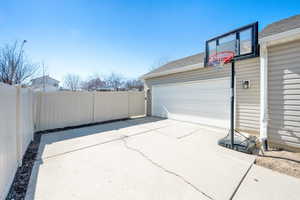 Photo 4 of 383 W PLUM PL