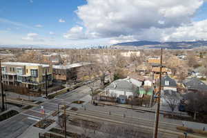 Bird's eye view with a residential view and a mountain view