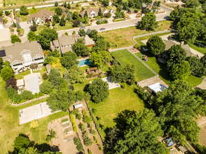 Bird's eye view with a residential view