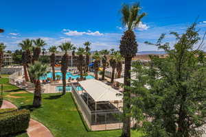Birds eye view of property