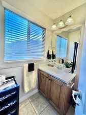 En-site Bathroom vanity, tile patterned flooring