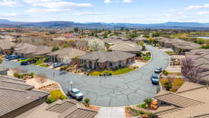 Aerial view featuring a residential view and a mountain view