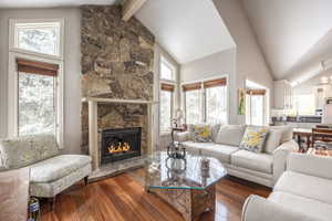 Photo 6 of 1494 W MEADOW LOOP RD