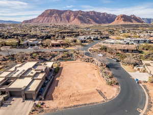 Bird's eye view with a mountain view