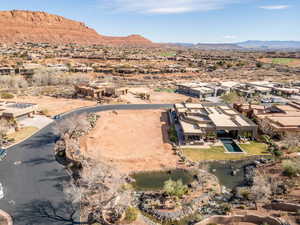 Drone / aerial view featuring a mountain view