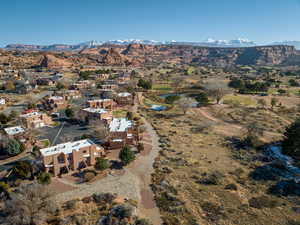 Bird's eye view with a mountain view