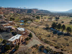 Bird's eye view with a mountain view