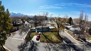 Bird's eye view with a mountain view