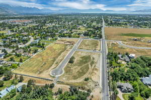 View of property location featuring a mountainous background