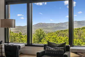 Living area featuring a mountain view