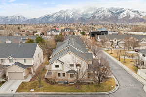 Drone / aerial view featuring a residential view and a mountain view