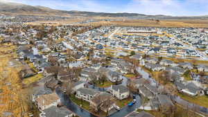 Bird's eye view with a residential view and a mountain view