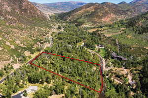 Bird's eye view featuring a mountain view