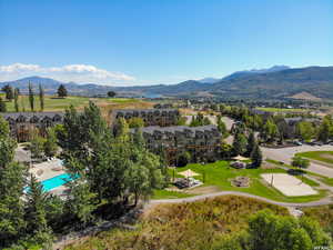 Bird's eye view featuring a residential view and a mountain view