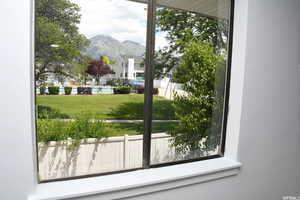 Entryway with a mountain view