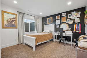 Bedroom featuring baseboards, carpet, visible vents, and recessed lighting