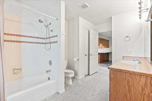 Full Bathroom,