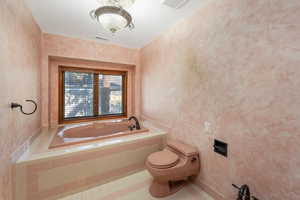 Bathroom with Garden Tub and Bidet