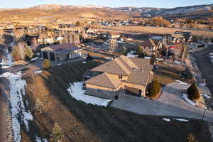 Bird's eye view featuring a mountain view and a residential view