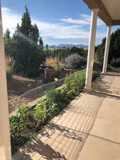 Photo 5 of 1015 S WESTVIEW DR