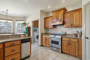 Photo 16 of 1015 S WESTVIEW DR
