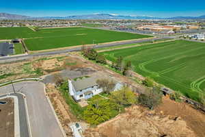 Bird's eye view featuring a mountain view