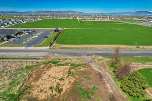 Aerial view with a residential view and a mountain view