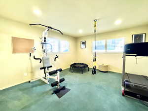 Workout room with recessed lighting, baseboards, and carpet flooring