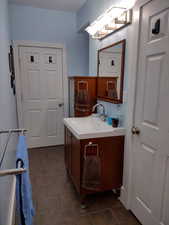 3/4 bath main floor