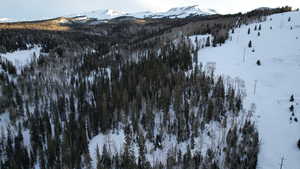 View of mountain feature