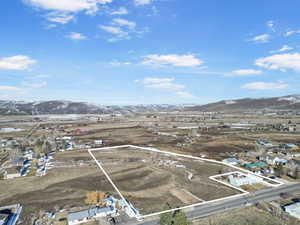 Bird's eye view featuring a mountain view