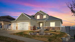 Amazing Eagle Mountain Home