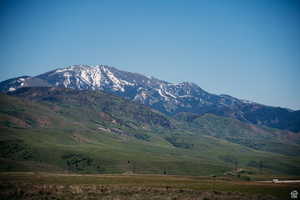 View of mountain feature