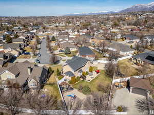 Aerial view with a residential view and a mountain view