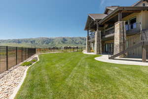 View of yard with a mountain view