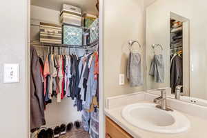 Walk in closet