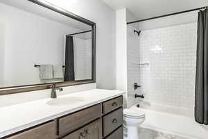 Photo 19 of 279 W FOUNDERS BLVD