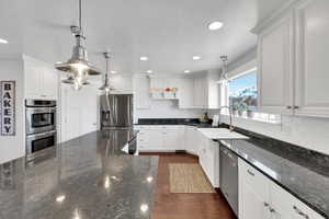 Double Ovens and Gas Range