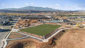 Bird's eye view featuring a residential view and a mountain view