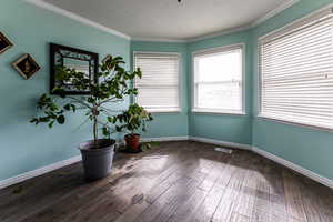 Photo 11 of 867 E MAIN ST