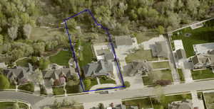 Birds eye view of property featuring a residential view