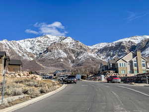 Street view of Mountains