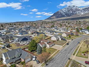 Aerial view with a mountain view and a residential view