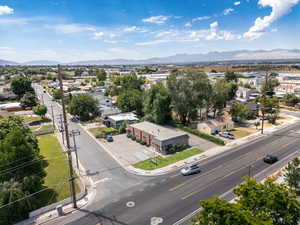 Drone / aerial view featuring a mountain view