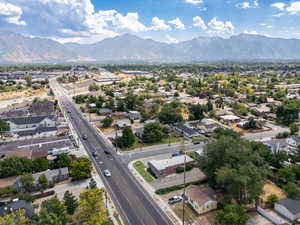 Aerial view with a residential view and a mountain view