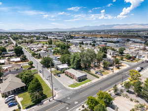 Aerial view with a mountain view and a residential view