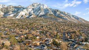 View of mountain feature featuring a residential view