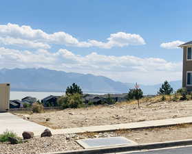 View of mountain feature