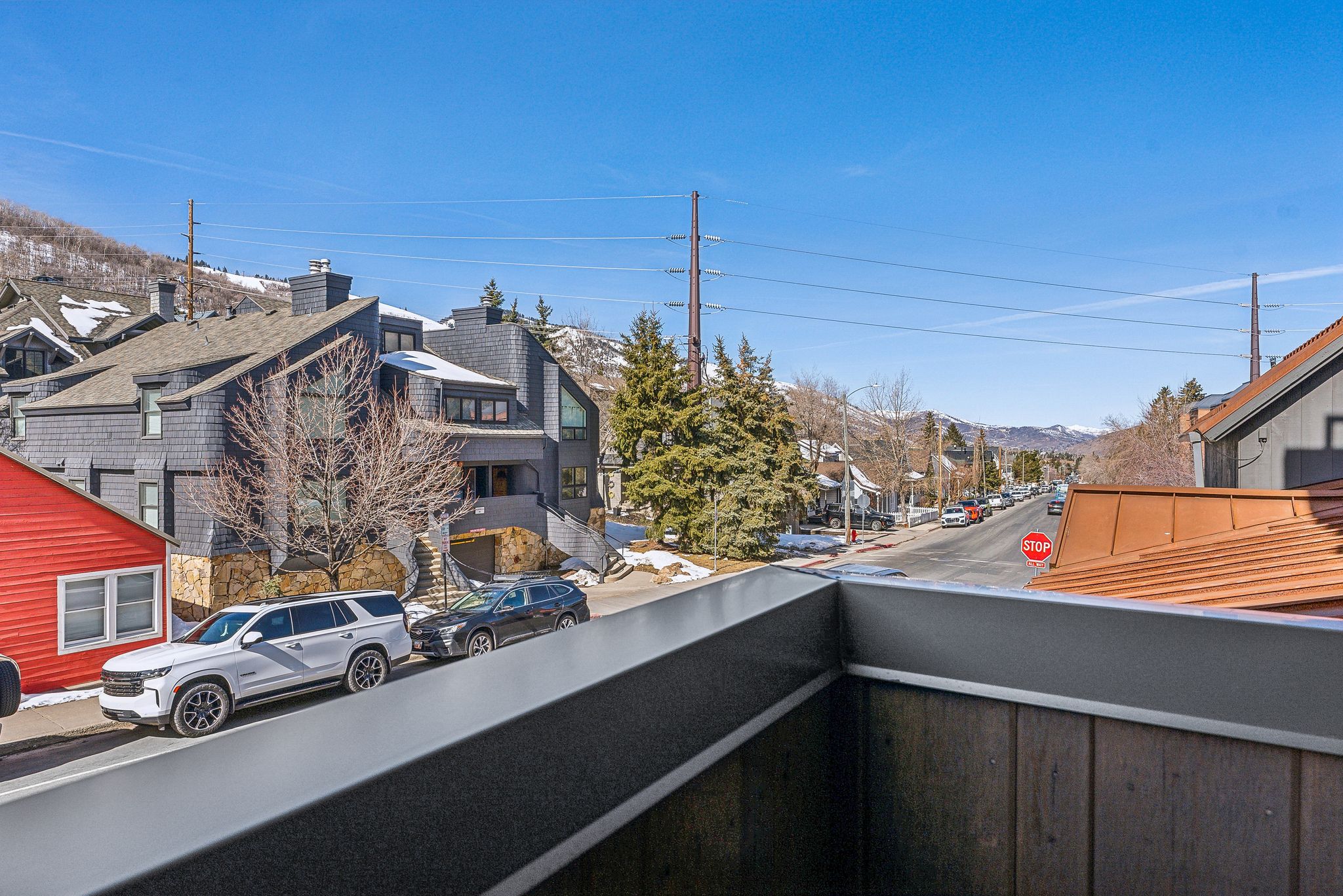 Balcony with a mountain view and a residential view