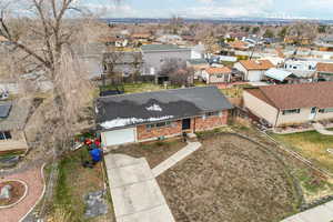 Bird's eye view with a residential view